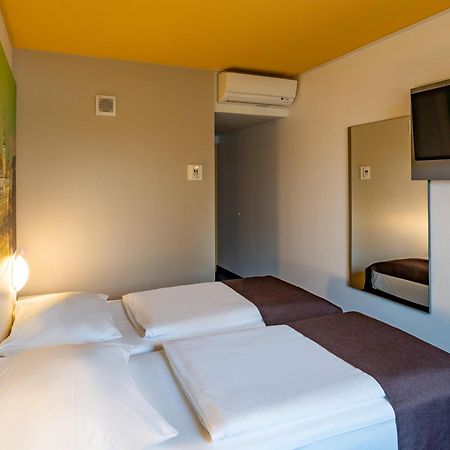 B&B Hotel Hannover-Nord Екстер'єр фото