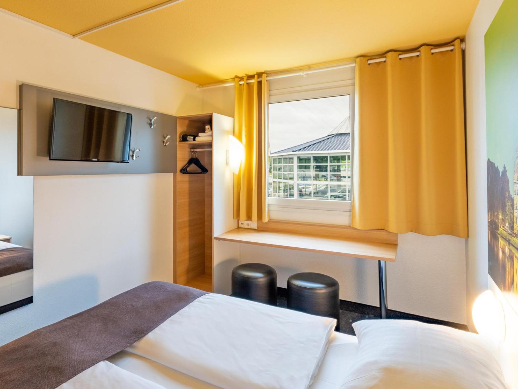 B&B Hotel Hannover-Nord Екстер'єр фото