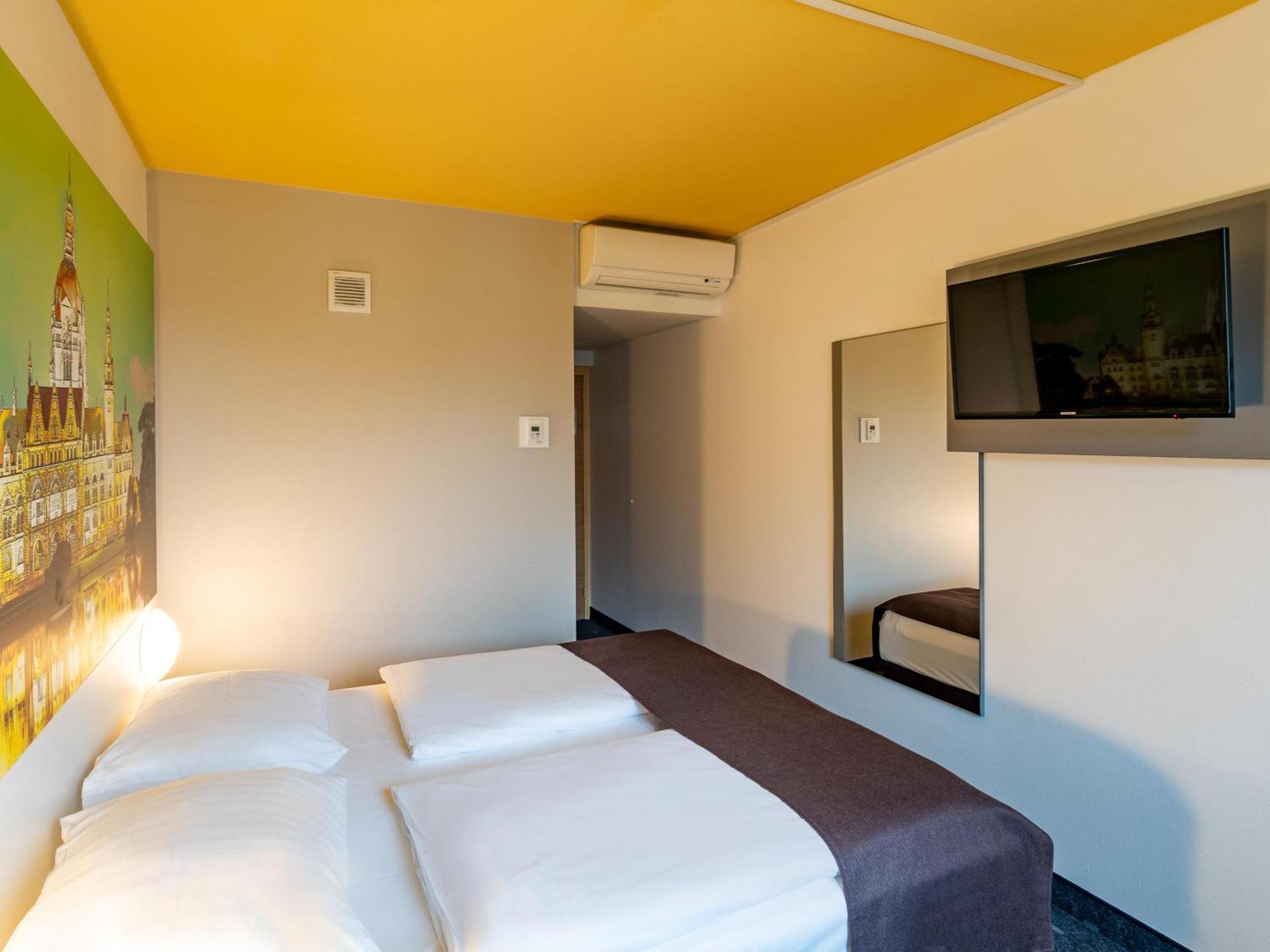 B&B Hotel Hannover-Nord Екстер'єр фото