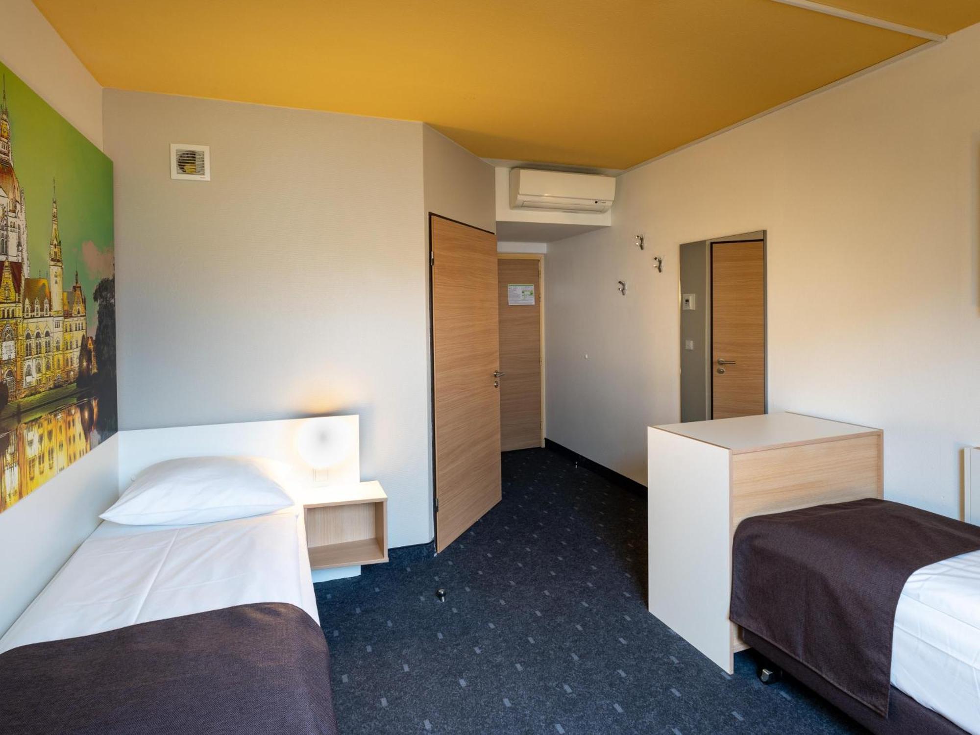 B&B Hotel Hannover-Nord Екстер'єр фото