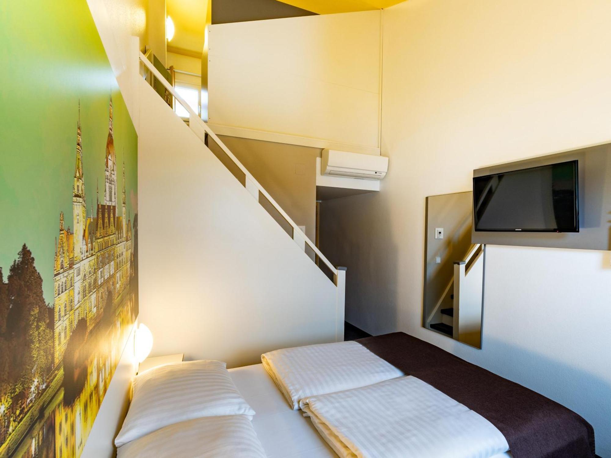 B&B Hotel Hannover-Nord Екстер'єр фото