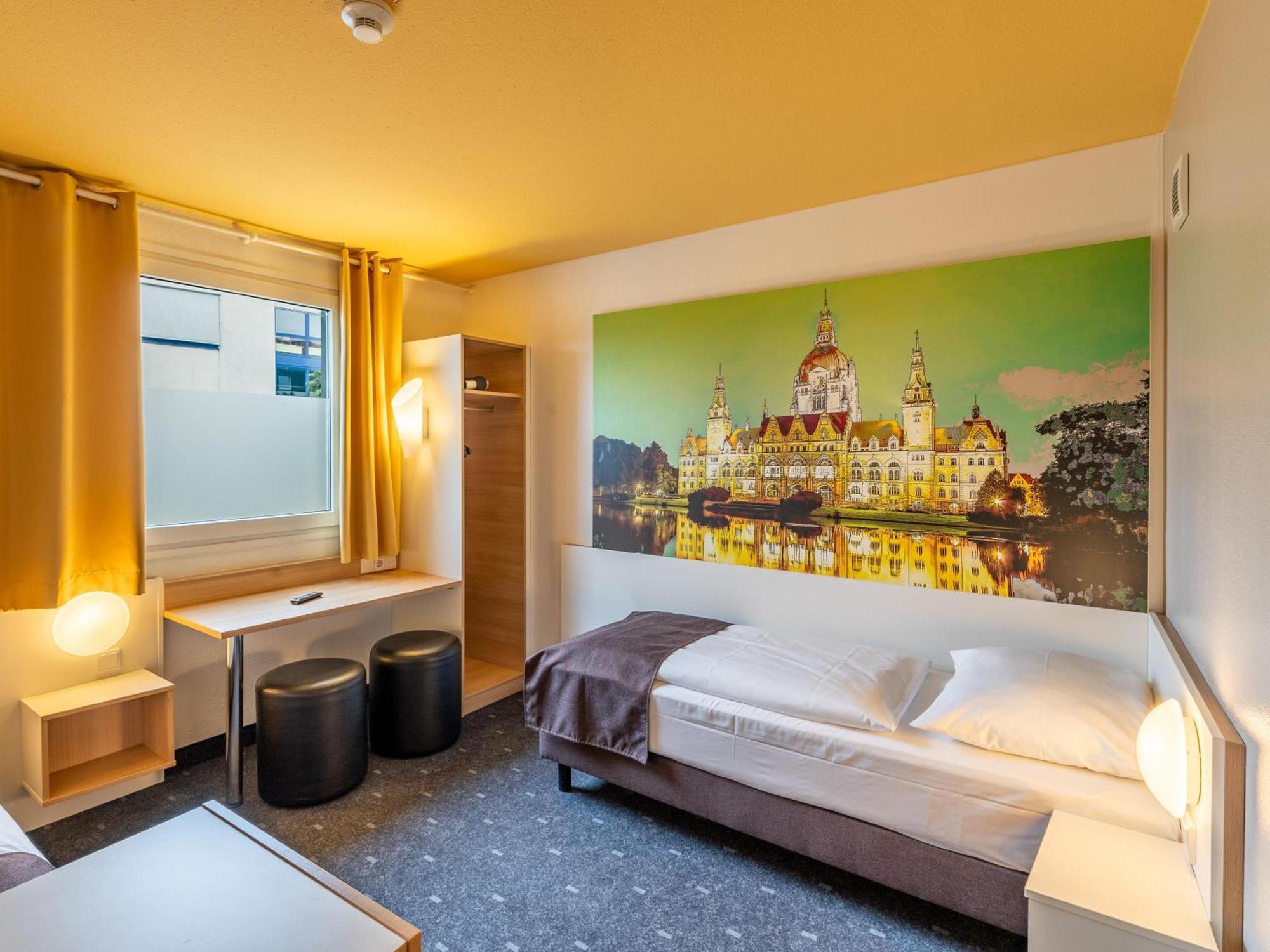B&B Hotel Hannover-Nord Екстер'єр фото